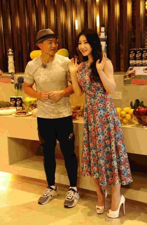 柳岩的真实身高多少?