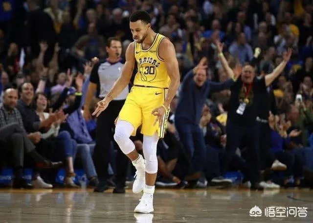 如何看待NBA常规赛勇士队库里三节51分到死神末节25分？