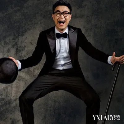 董成鹏妻子张文露照片流出妻子貌美如花令人羡慕