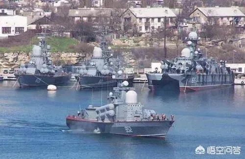 美国、乌克兰等国在乌境内附近举行“晴朗天空2018”军演，是在向俄罗斯示威吗？你怎么看？