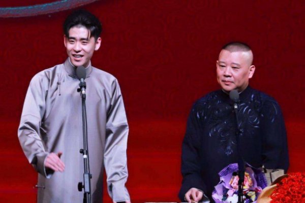 侯鹤廉退出德云社，德云社的很多人都做出同样的选择，有什么内幕吗？