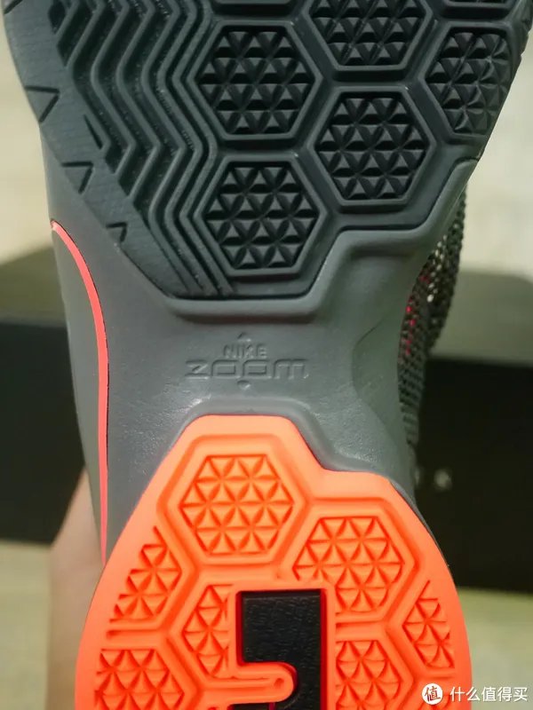 Nike 耐克 SOLDIER 9 詹姆斯士兵9代 XDR 外场篮球鞋