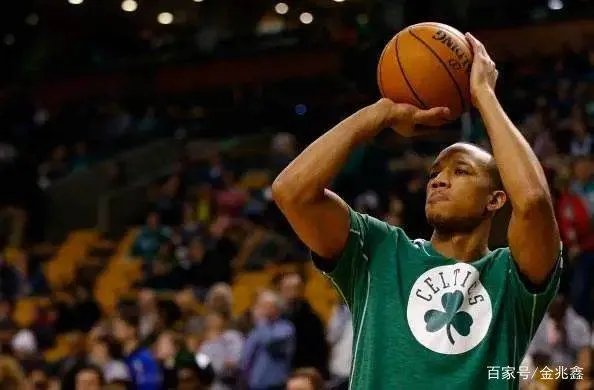 当年雷阿伦为什么宁愿降薪加盟热火，也不愿和凯尔特人续约？