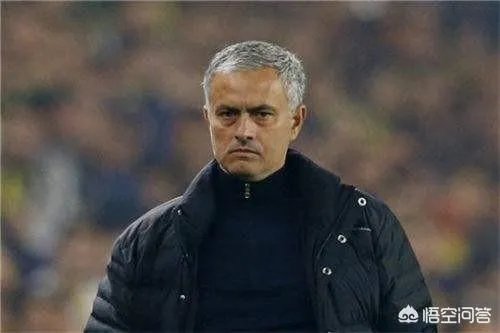 曼联客场对水晶宫的比赛，你觉得表现怎么样？