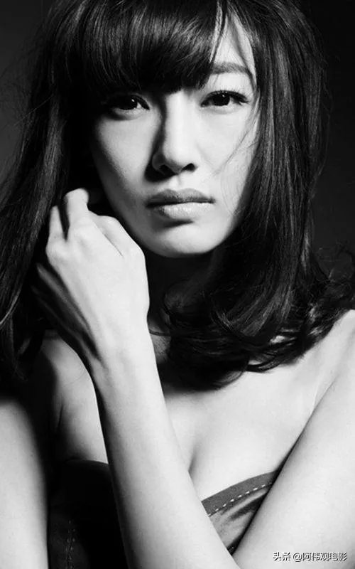 白百何怎么火的