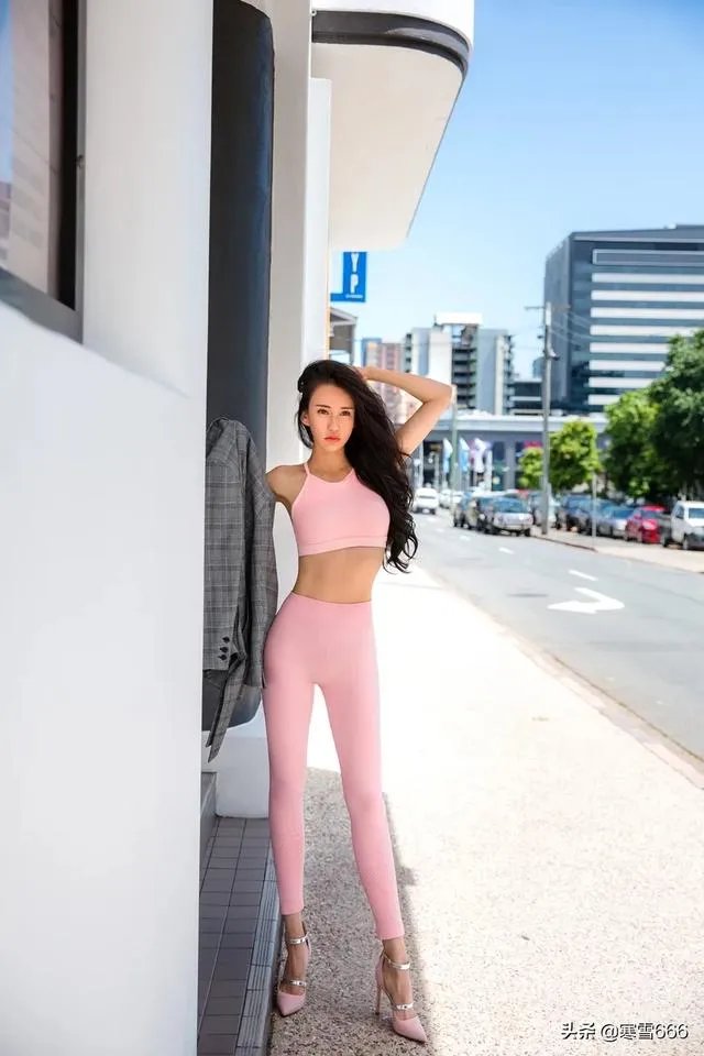 女生怎么穿会比较帅气?