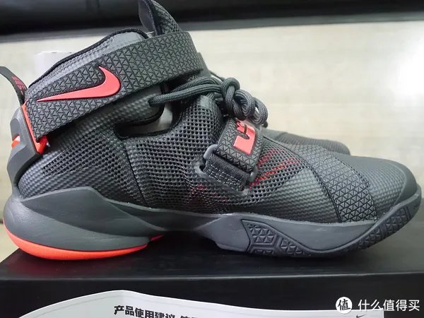 Nike 耐克 SOLDIER 9 詹姆斯士兵9代 XDR 外场篮球鞋