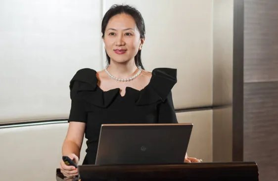 孟晚舟丈夫机场踮脚大喊我爱你，孟晚舟的丈夫还为其做过哪些令人感动的事？