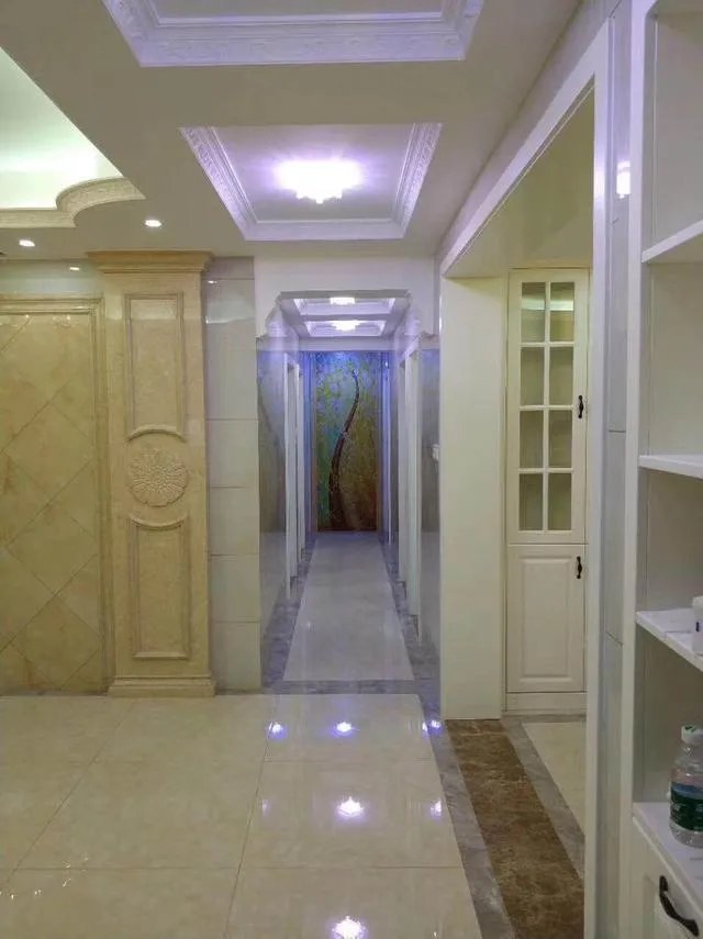 三明新房交给老婆装修，回来看到全屋都是瓷砖