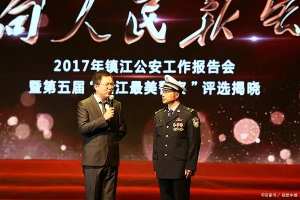 昆明击毙现场，警察向凶徒下跪，对此你有何感触？