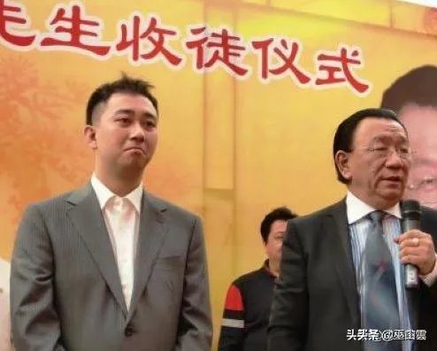 王自健当初曾力挺郭德纲，后来为什么又翻脸？