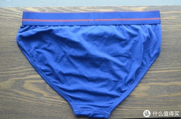 30-100元男士内裤系列测评 篇四：三角内裤测评 舒雅、优衣库、DA、蕉内、螃蟹秘密5款