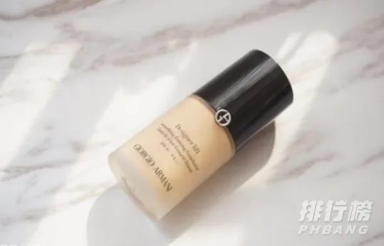 阿玛尼粉底液大师和权力的区别_阿玛尼粉底液大师和权力哪个好用