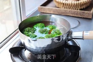 照烧鸡腿饭