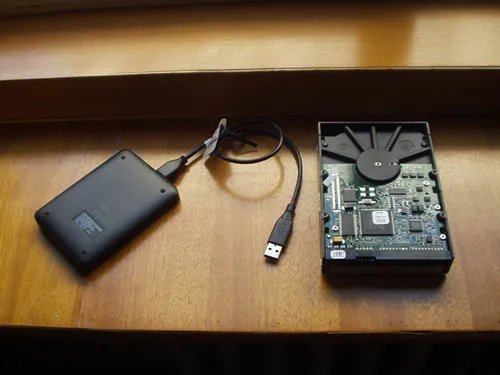 硬盘维修价格多少钱 硬盘坏了怎么恢复数据