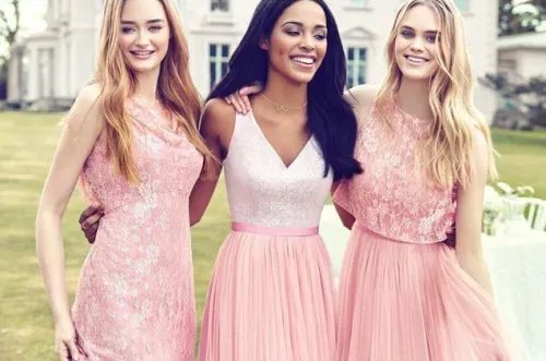 姐妹团加伴娘5个合适吗 伴娘团一般几个人