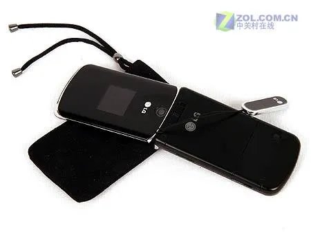 翻盖“巧克力”也美味 LG KG98评测报告