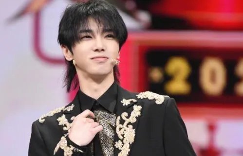 华晨宇方拒绝造谣者道歉，称绝不退让妥协，是否该严惩造谣者？