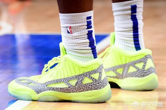 Air Jordan 11 紫白适合打球吗