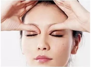 相宜本草的滋养紧致眼霜怎么样_相宜本草的滋养紧致眼霜使用测评