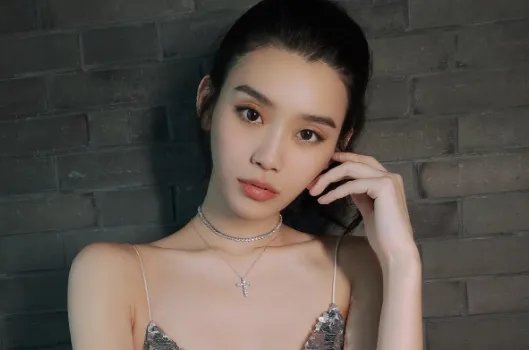 医生目测已怀孕30周，小腹孕相很明显，奚梦瑶又怀孕了吗？