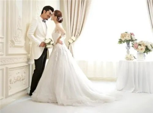 婚纱摄影套餐要注意什么    完美婚纱照自己掌控