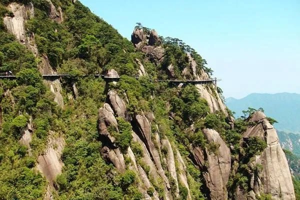 三清山巨蟒峰风水被破坏