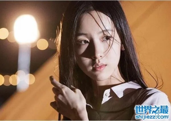 最美校花陈都灵高中丑事曝光，被渣男上过(禽兽) 