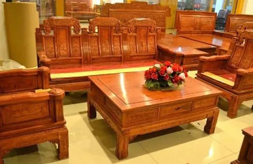 花梨木家具价格 花梨木家具的优缺点