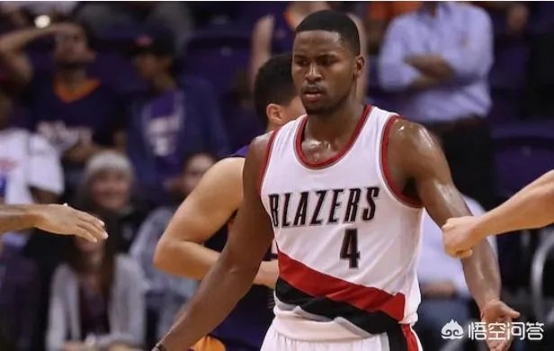 哈克莱斯26+8压哨绝杀，波普32分，湖人不敌开拓者，怎样评价本场比赛？