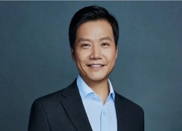 雷军卸任小米电子软件董事长，他为何会突然卸任呢？