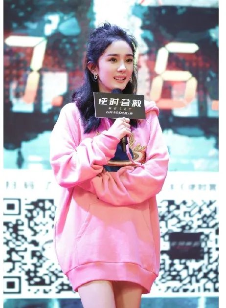 杨幂发际线真的回归了吗？