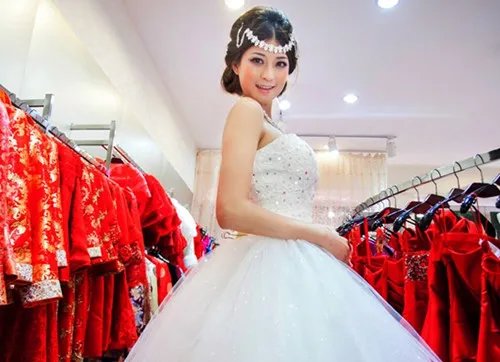 婚纱出租一套要多少钱 买婚纱和租婚纱的区别在哪