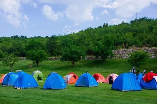 国庆假期4.22亿人次出游,露营蹿红!国庆假期哪里游客最多?