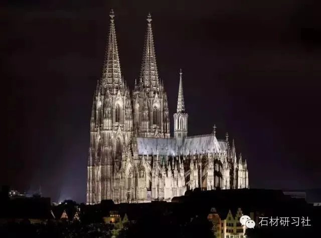 说石材辐射大，看广场舞大妈如何骂你神经病！