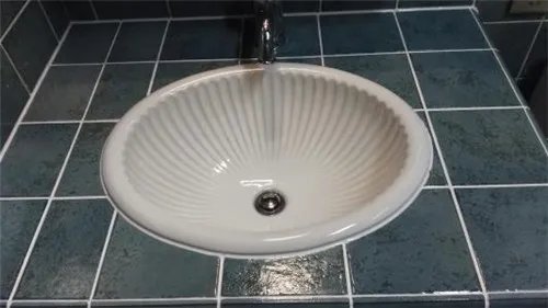 台下洗手盆如何安装