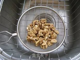 自制健康小零食——【琥珀核桃】