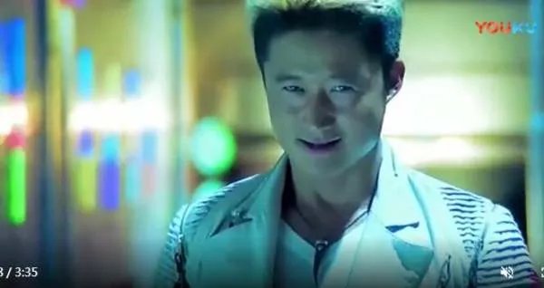 吴京粤语为什么讲的这么好？他在香港待了几年