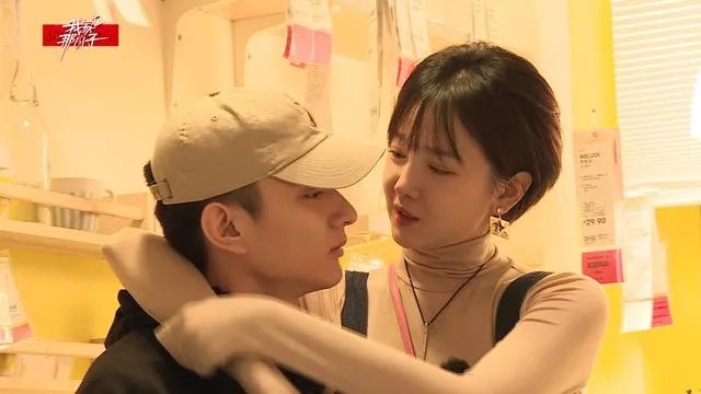 陈小纭前男友是张睿 历任绯闻男友盘点 陈小纭汪俊是什么关系