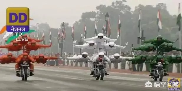 为什么印度阅兵式穿的衣服五彩斑斓？