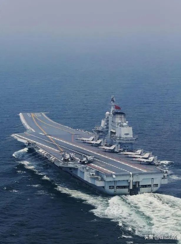 辽宁舰排水量6万多吨，055大驱才1万多吨，为何速度都是30节？