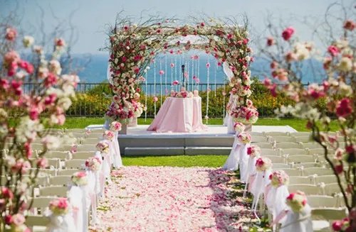 婚礼门有几种类型 怎样布置婚礼门更甜美