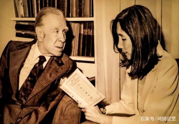 博尔赫斯的诗歌和小说比起来，哪个写的更好？