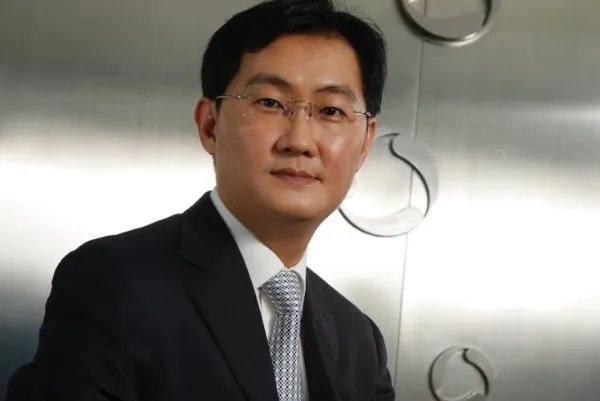 马云家族蝉联首富，我国还有那些排在福布斯榜前列的富豪？