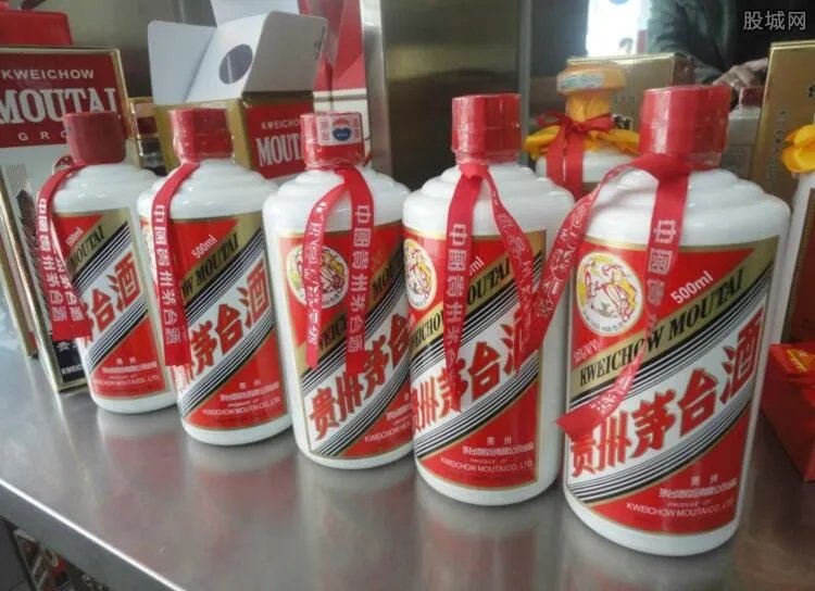 378万天价茅台 天价茅台这么贵的背后真相遭曝光