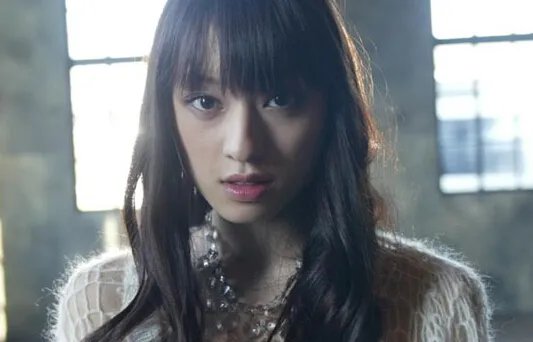 栗山千明男友是谁 肉食女换男友的节奏真快！