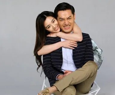 网传胡歌在上海秘密领证结婚，只等待良辰吉日公开婚讯，这件事是真是假？