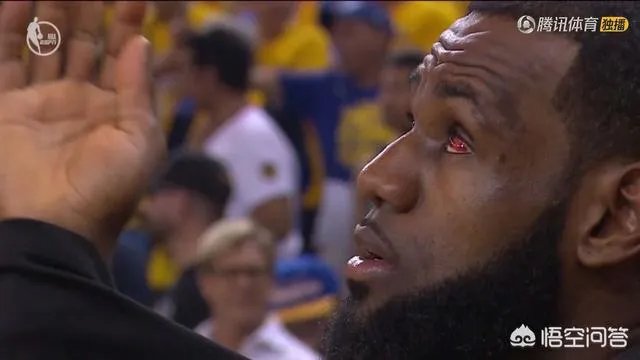 总决赛G2,明明是库里阻挡詹姆斯犯规，为什么裁判给了泰伦卢技术犯规？