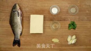 鲫鱼豆腐汤