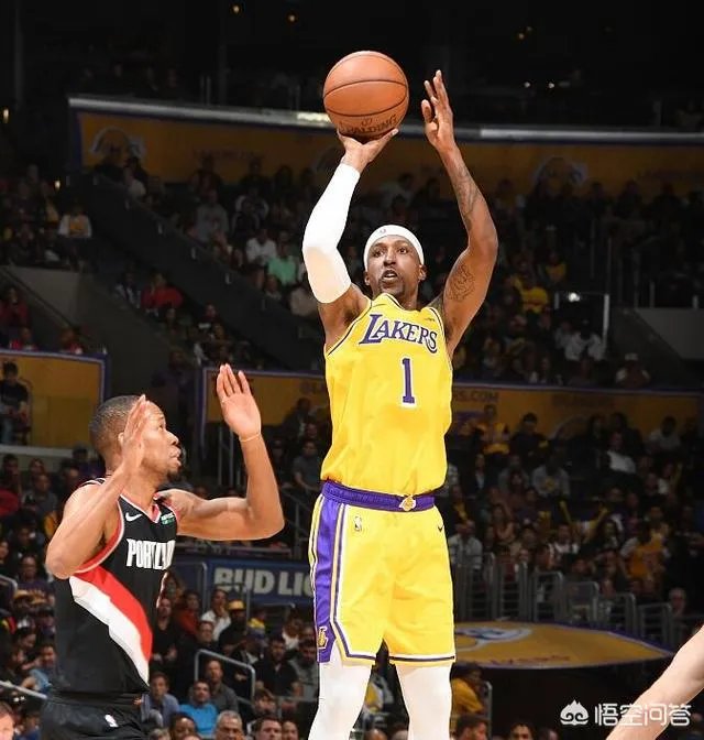 哈克莱斯26+8压哨绝杀，波普32分，湖人不敌开拓者，怎样评价本场比赛？